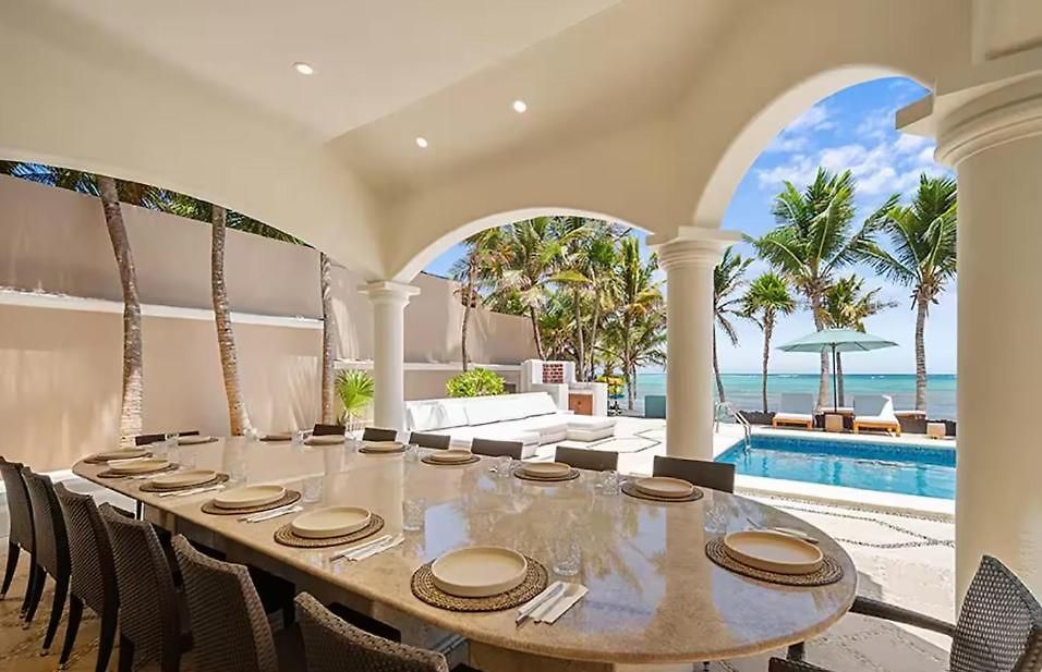 Beachfront Hacienda Soliman Bay
