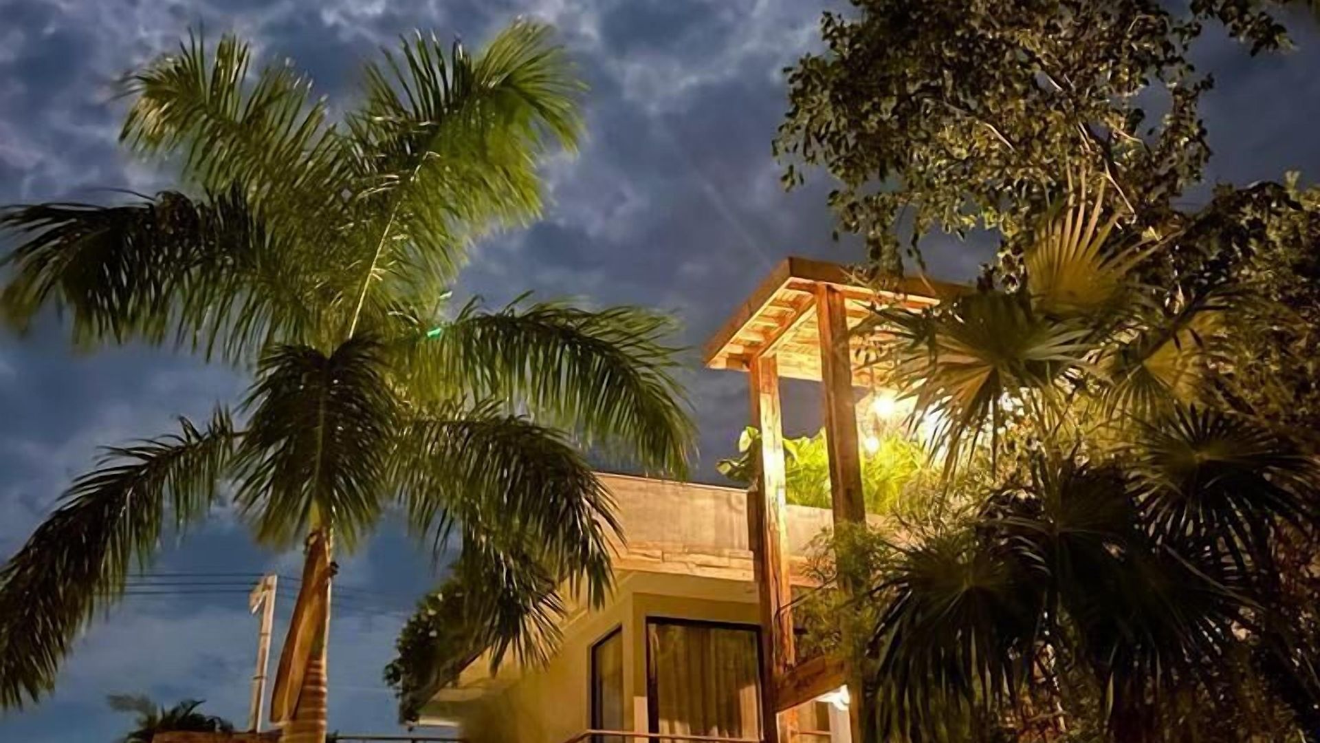 Xscapetulum Hotel 4*