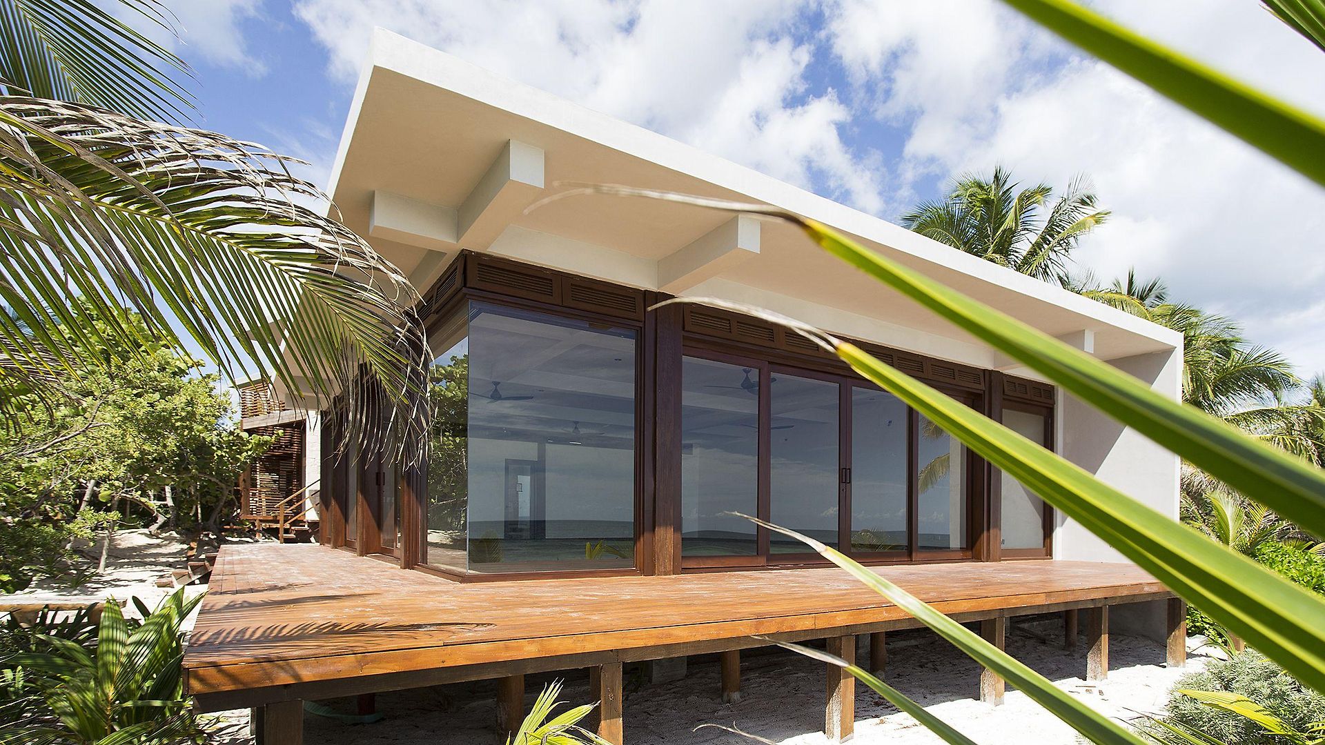 Hotel Lula Tulum, A Small Luxury 4*