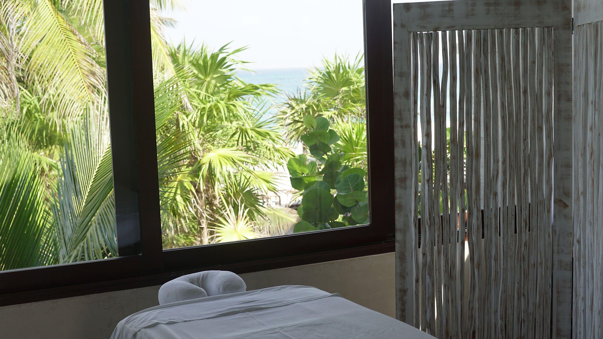 Lula Tulum, A Small Luxury
