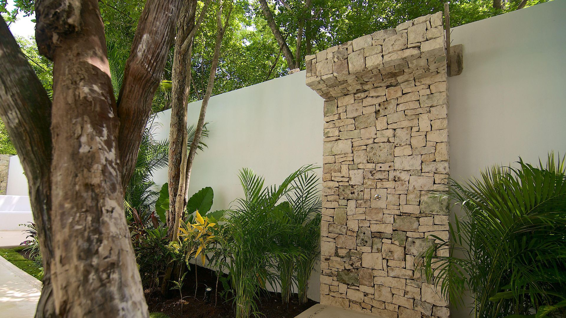 Livetulum Apartahotel 4*