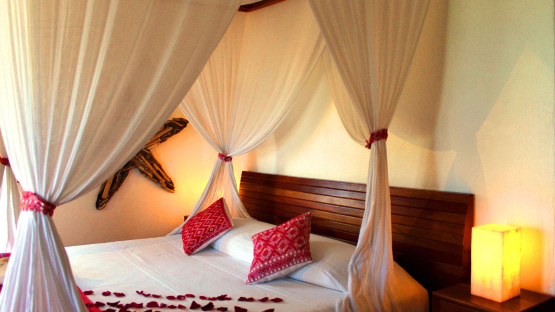 Hotel Piedra Escondida 3*