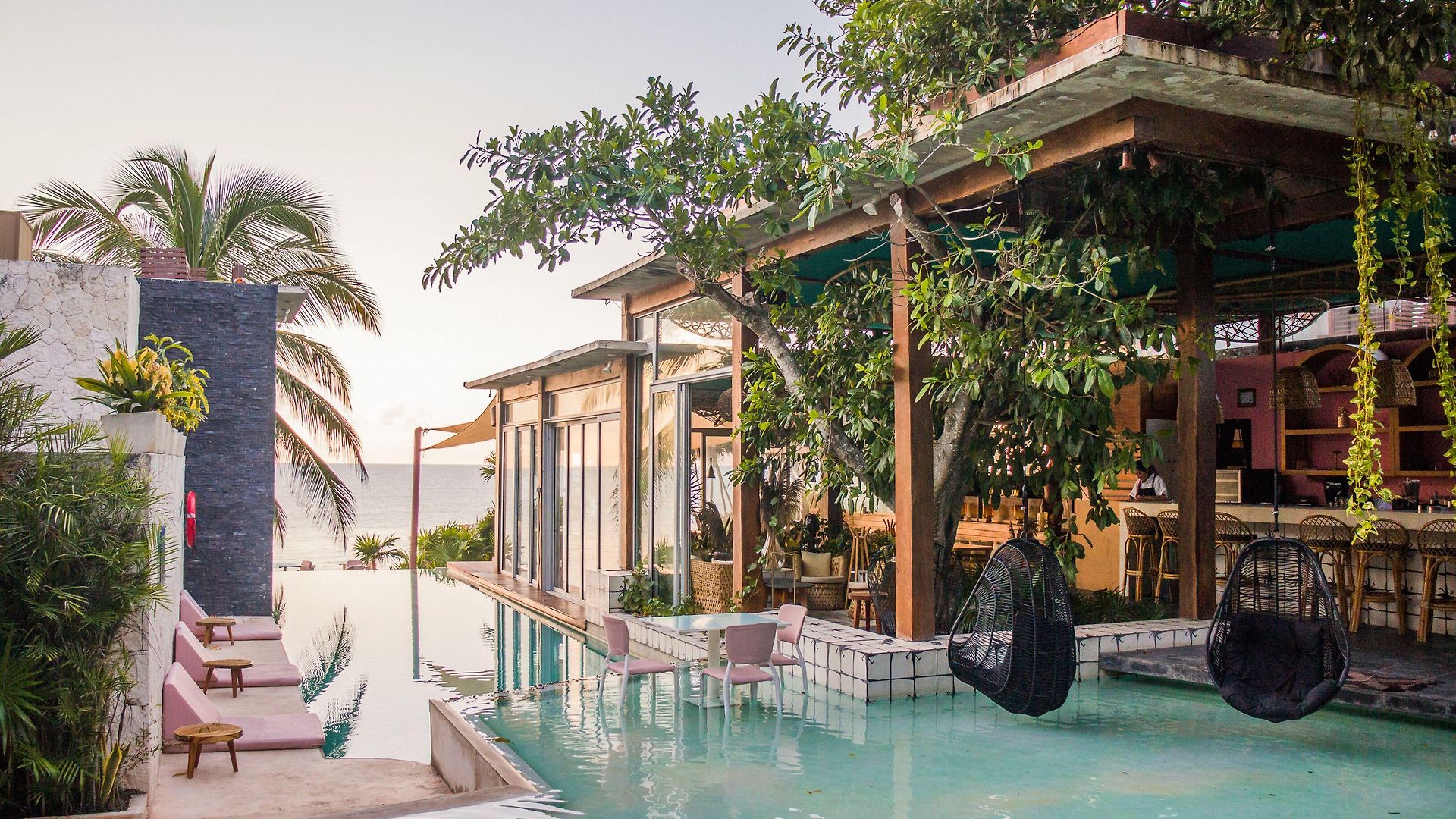 Mi By La Zebra, An Slh (adults Only) 5*