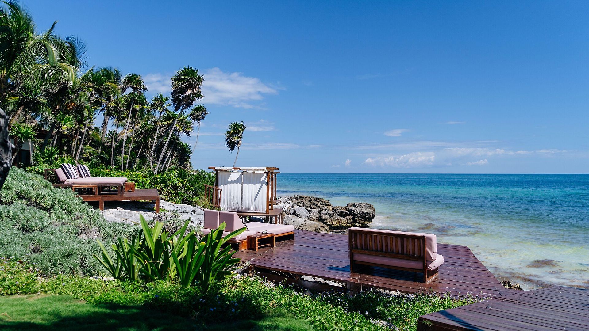 Mi By La Zebra, An Slh (adults Only) 5*