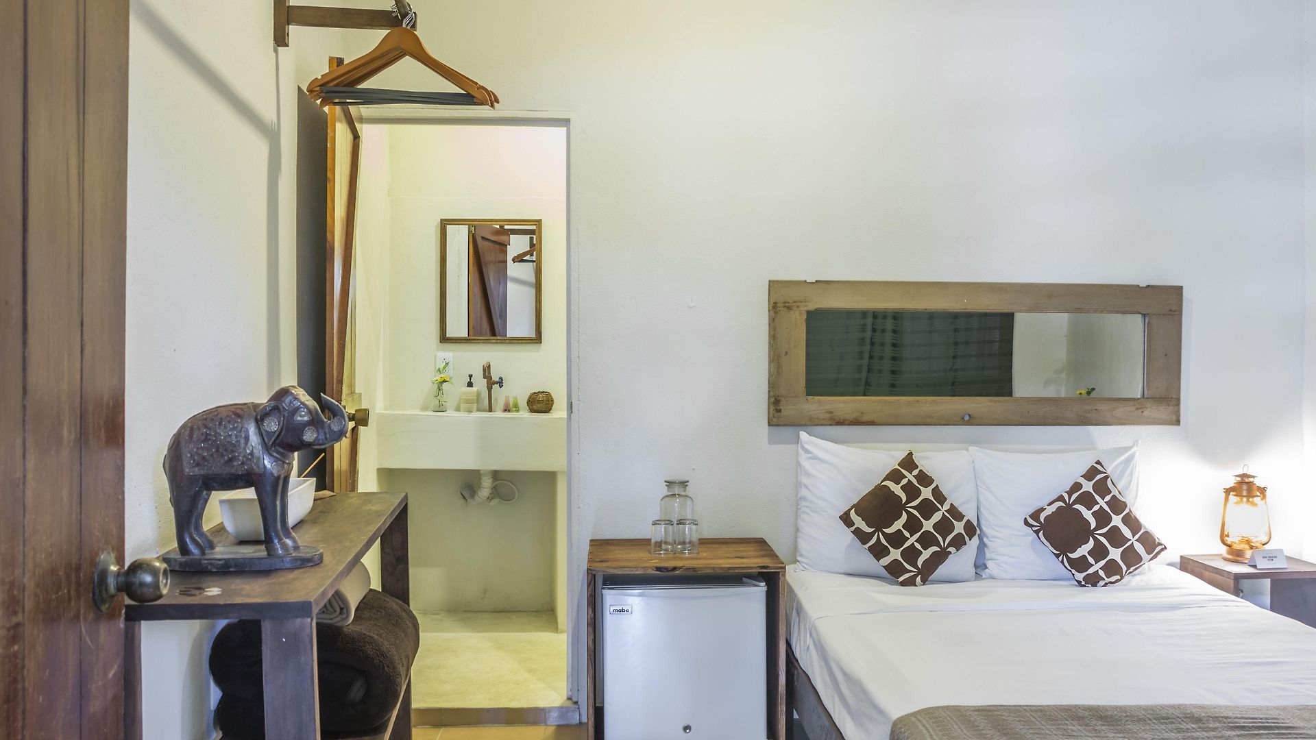 Secret Garden Hotel 3*