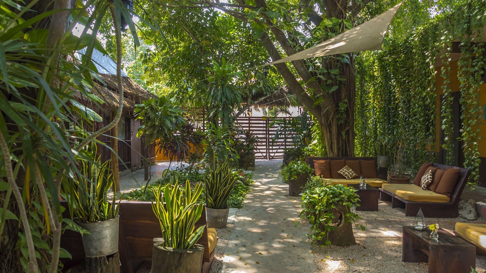Secret Garden Hotel Tulum