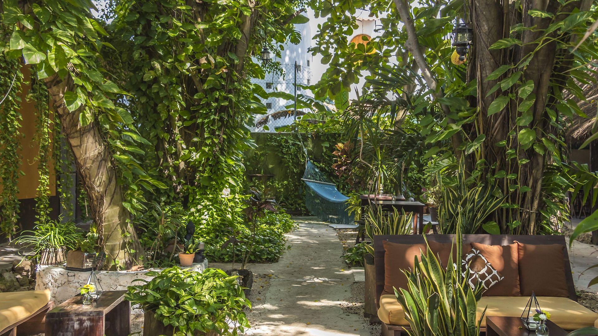 Secret Garden Hotel