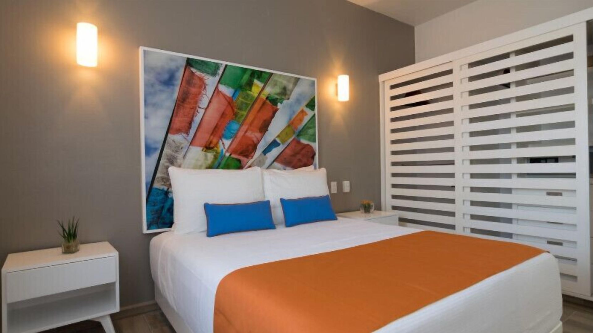 Azura Boutique Hotel 4*