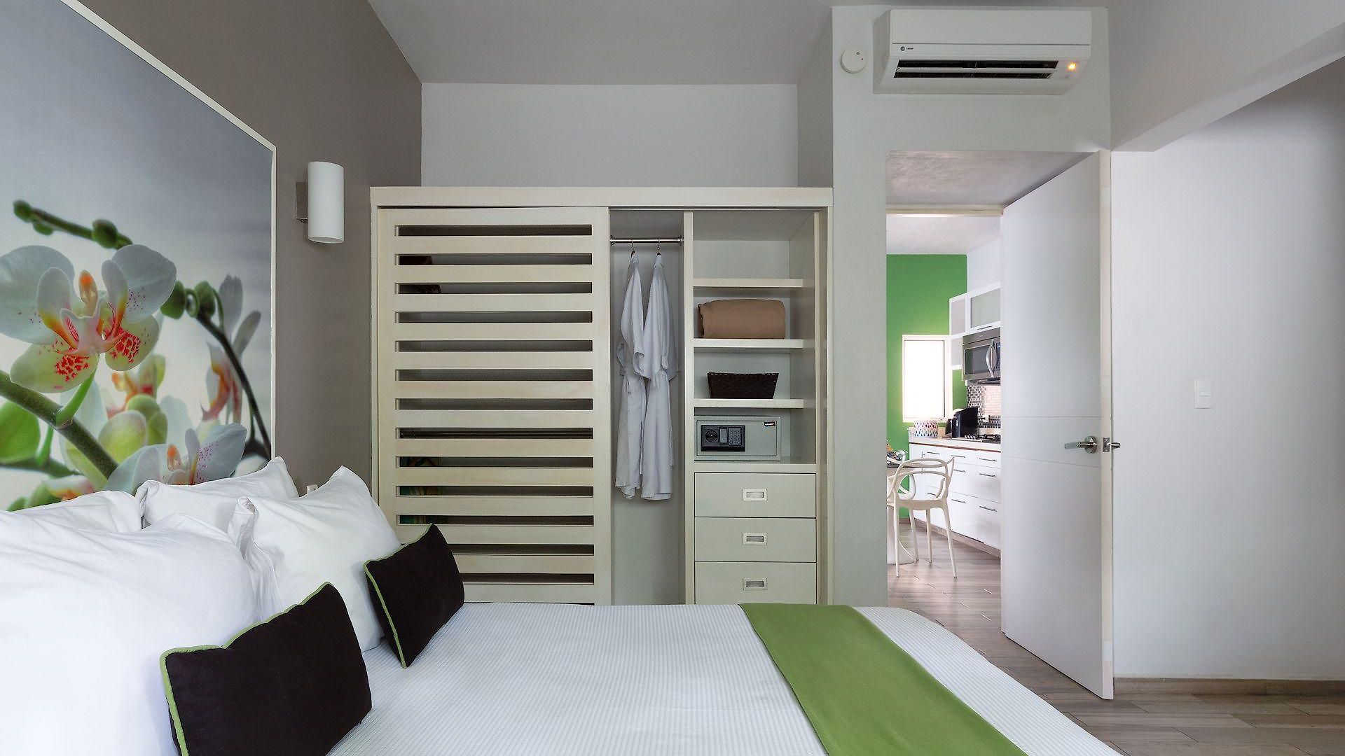 Hotel Azura Boutique 4*