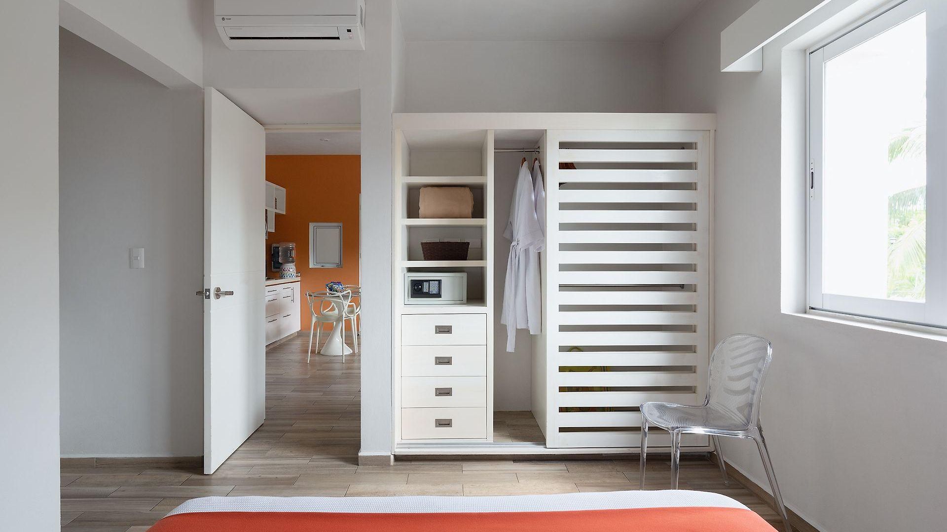 Azura Boutique Hotel 4*