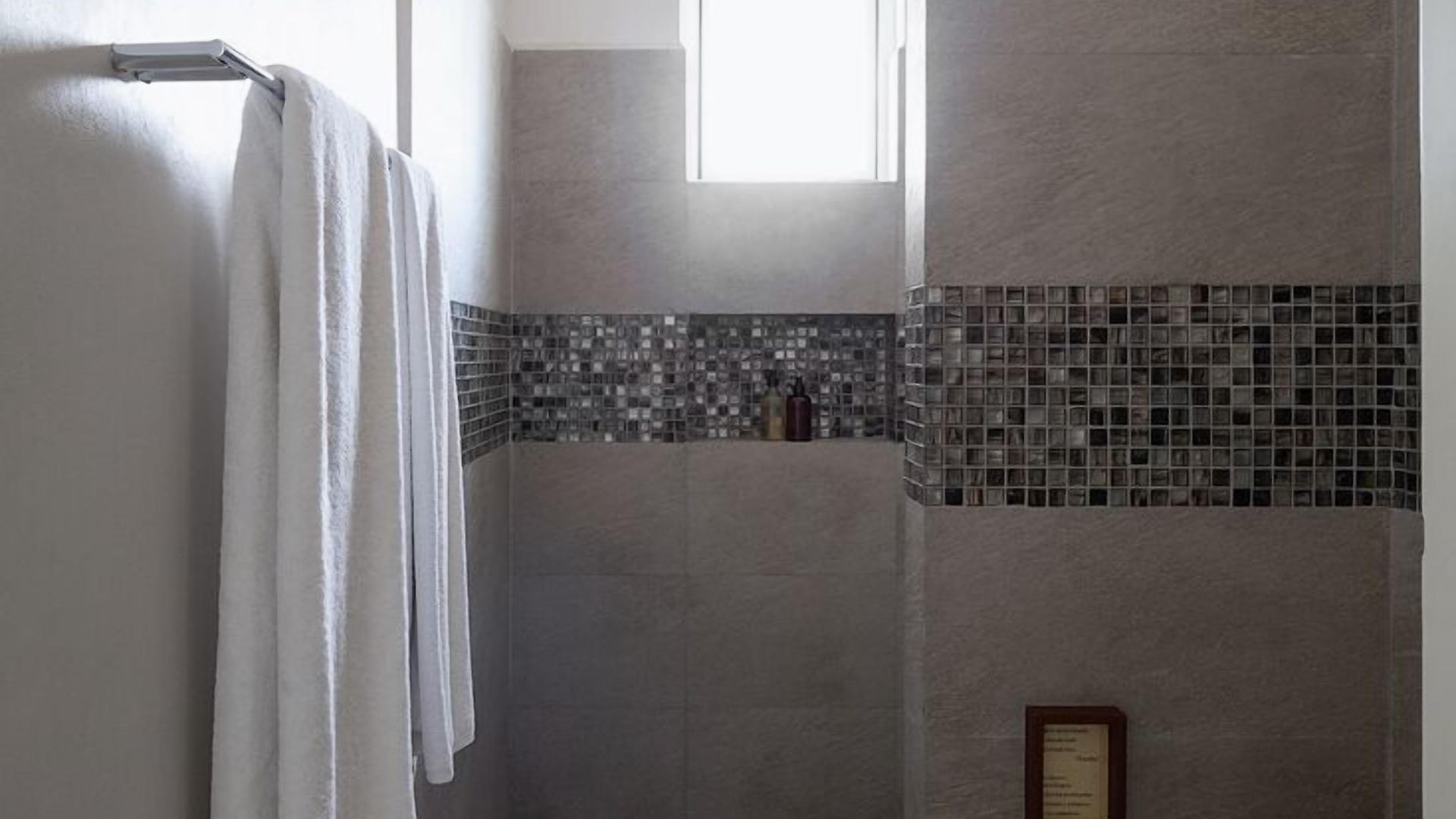 Azura Boutique Hotel