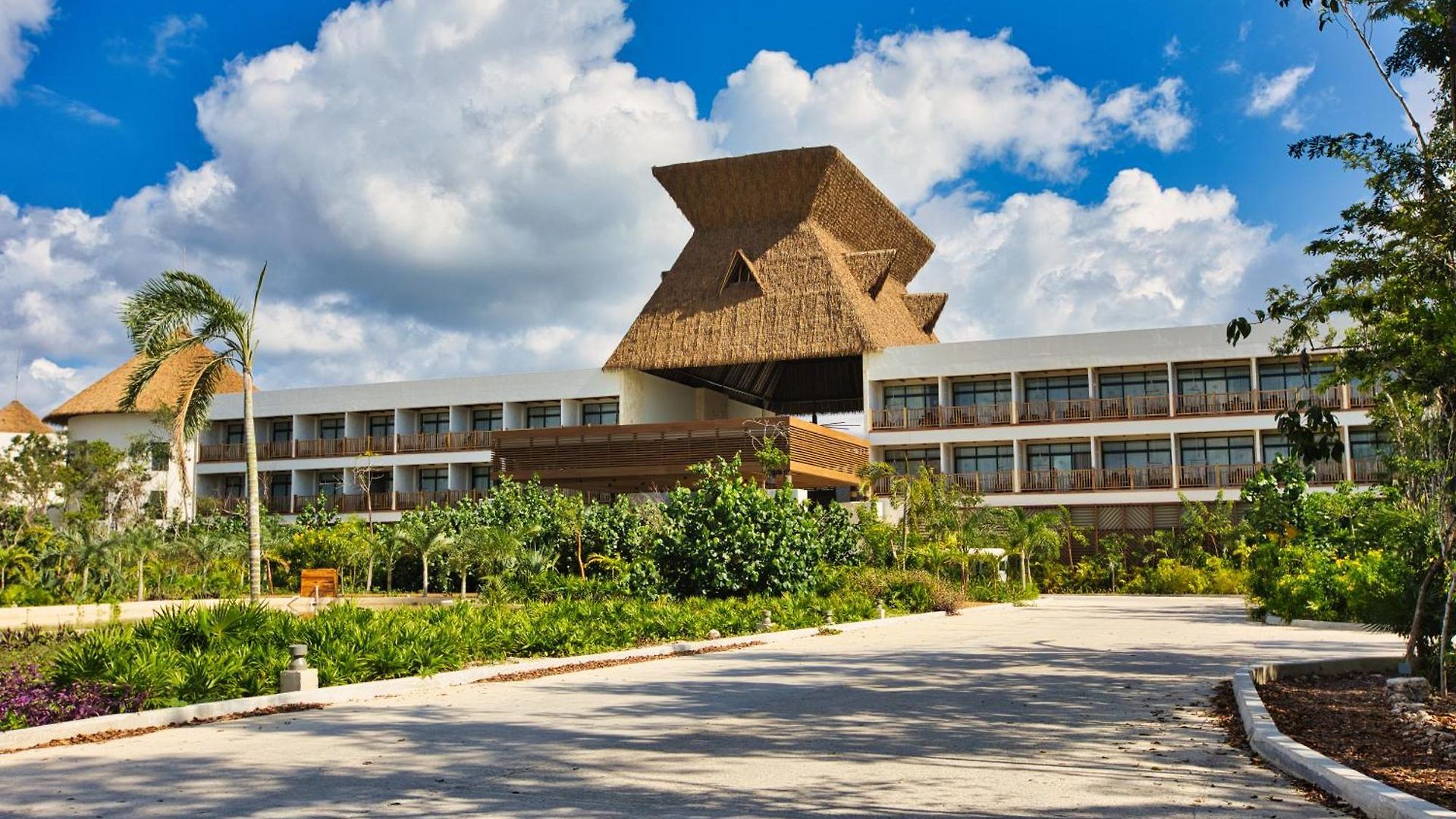 Hotel Mundo Maya 5*