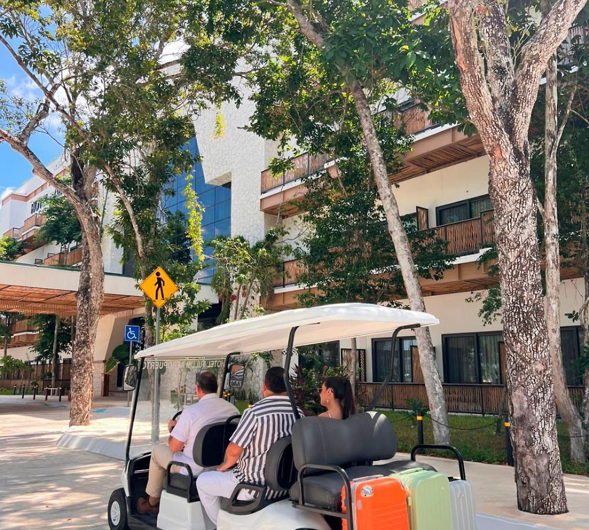 Mundo Maya Aeropuerto 3*