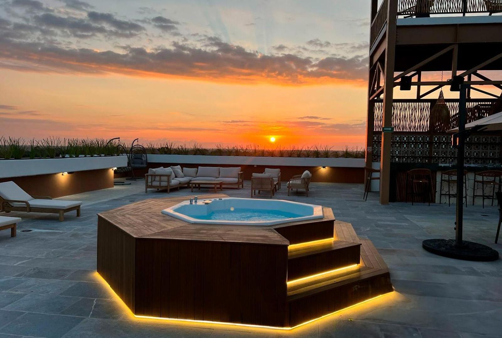 Hotel Mundo Maya Aeropuerto 3*