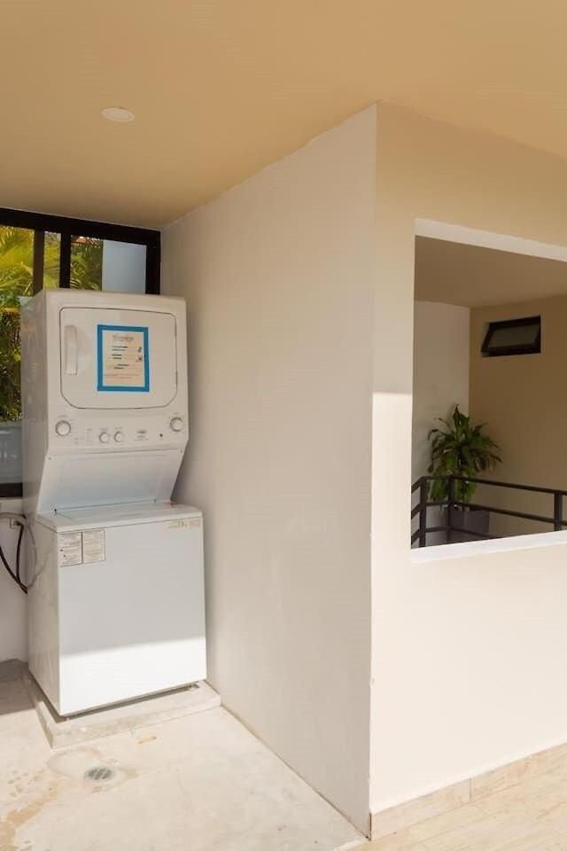 Great Located Spacious 2 Bedroom With Amazing Terrace By Waves Management Villa *
