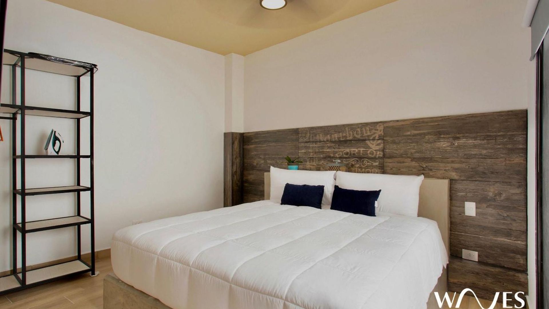 4 Bedroom Spacious Exclusive Townhouse With Private Rooftop And Pool Navio By Waves Villa *