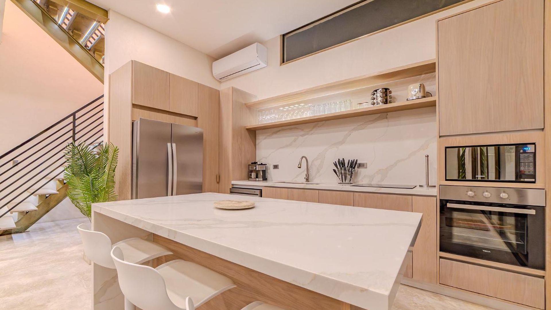 Villa Tulipan Modern 4 Bedroom 4 Bathroom And Private Pool