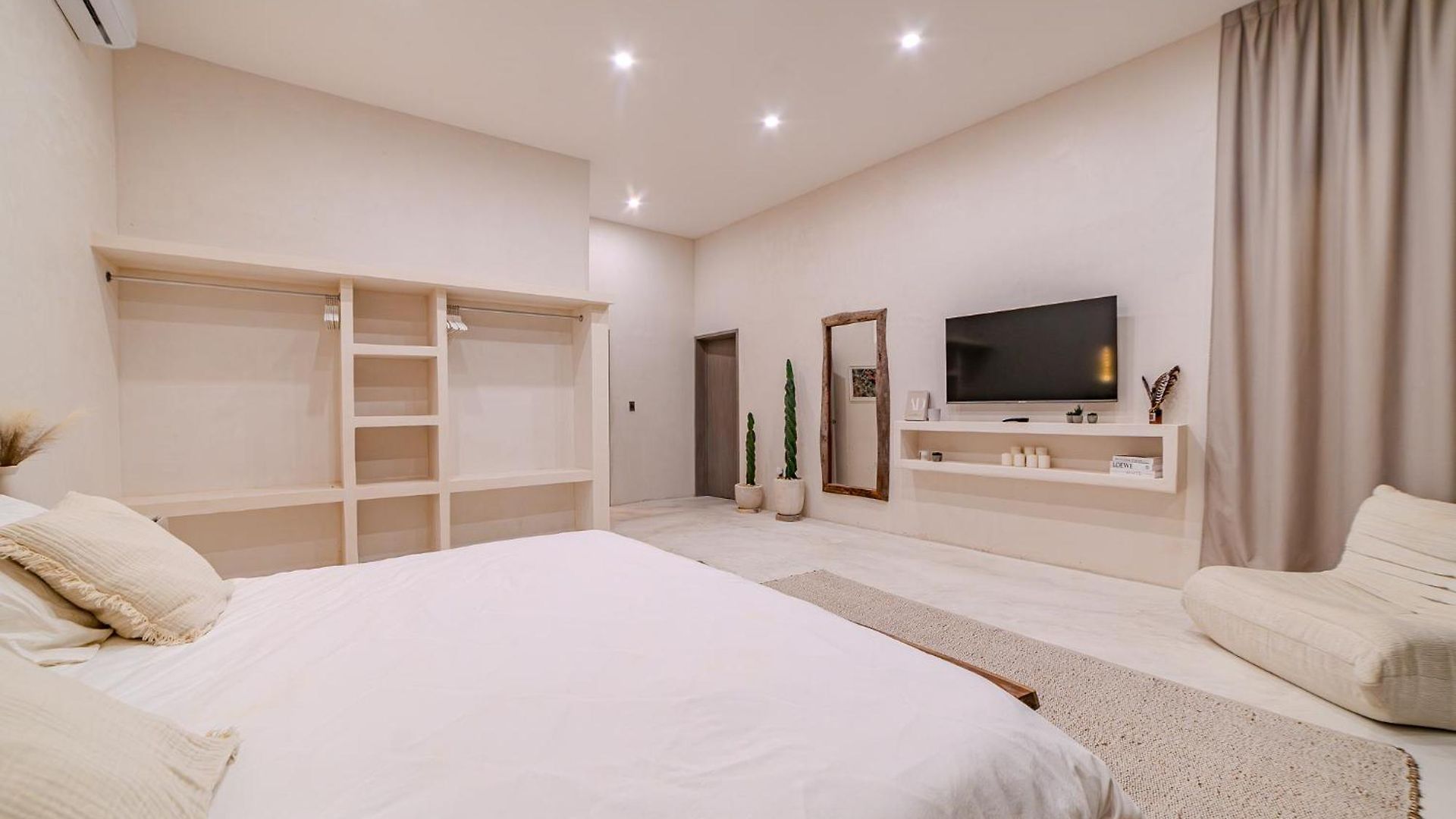 Villa Tulipan Modern 4 Bedroom 4 Bathroom And Private Pool
