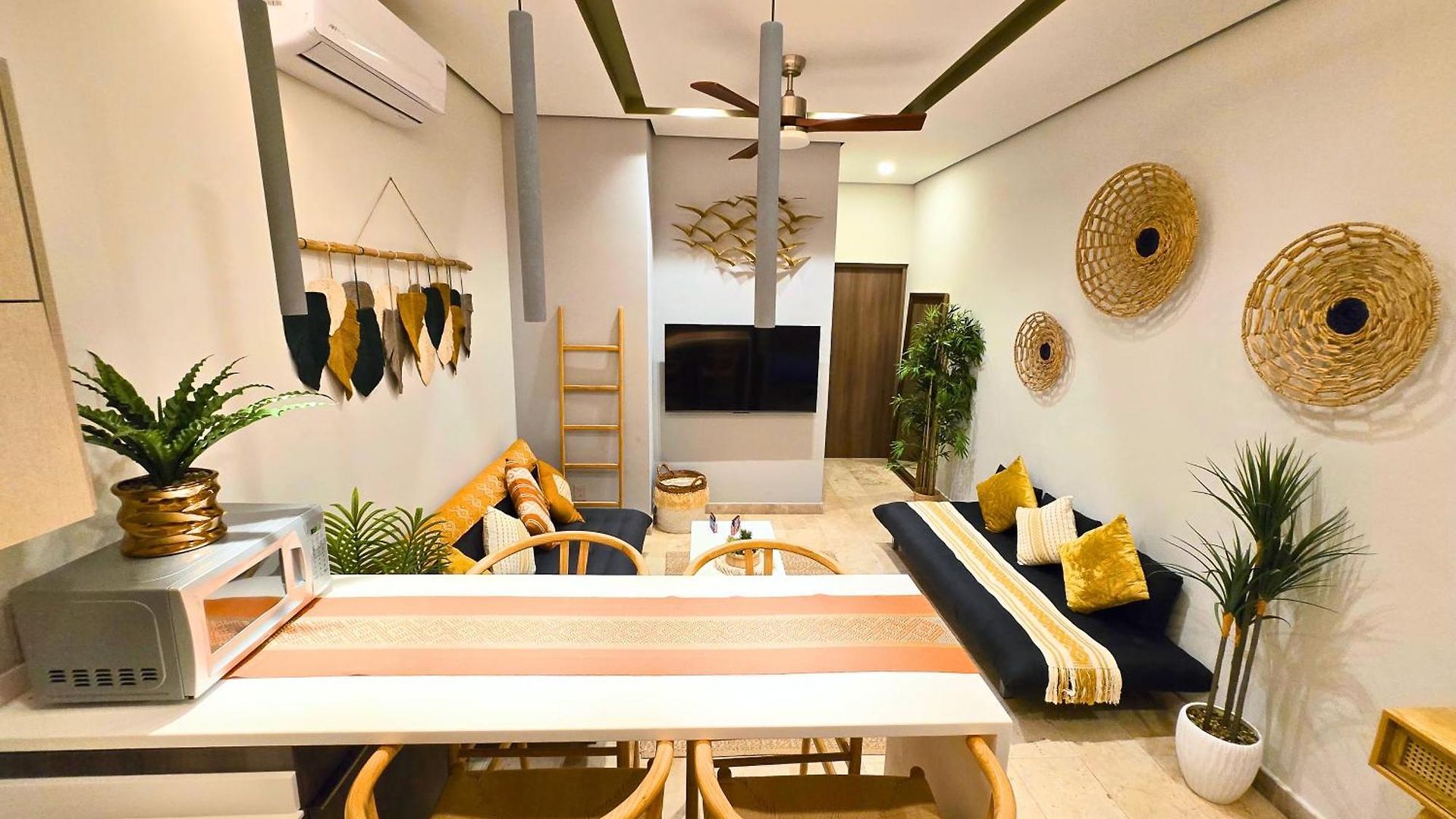 Apartamento Zone - Soaking Tub & Free Club *