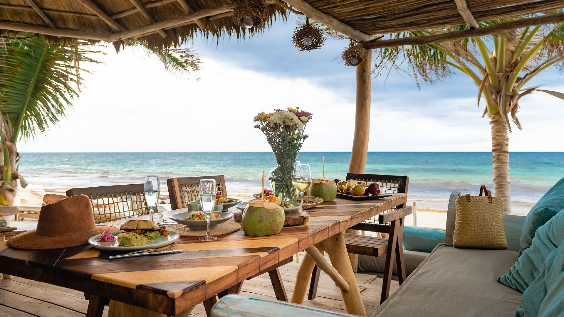 Alaya Beachfront 4*