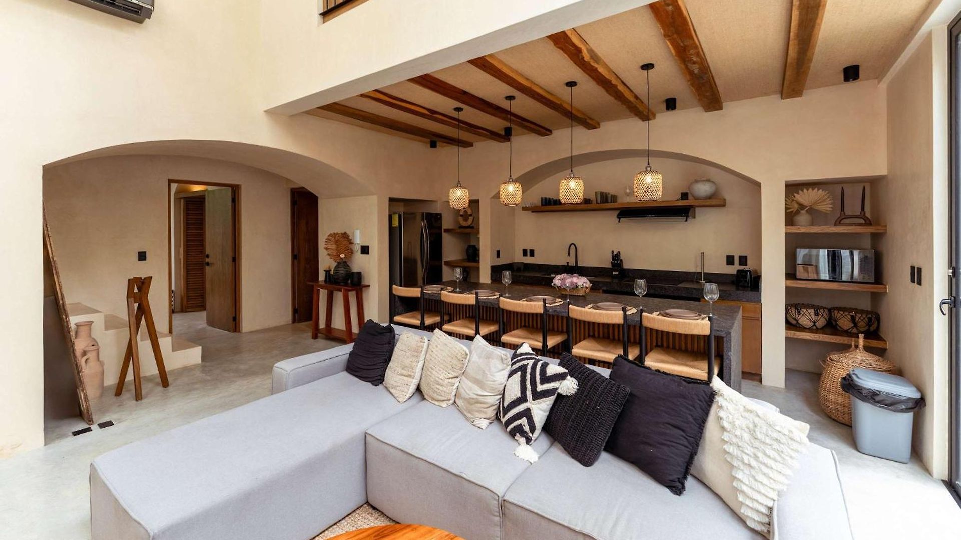 Villa Luxe 3br - Two Private Pools Including Rooftop Modern Boho Style *