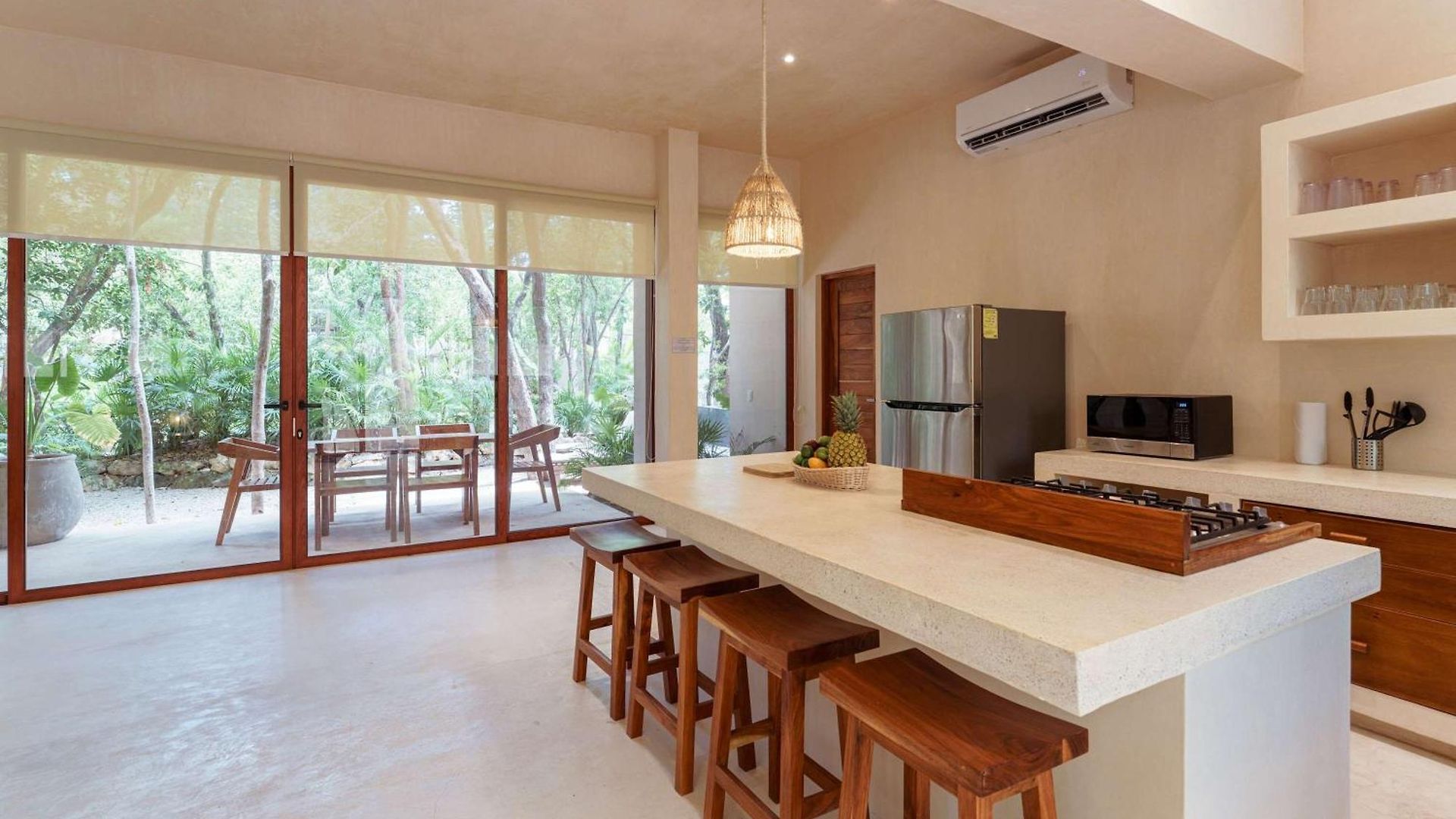 Holiday home Stylish Ground-floor 3br Haven With Luxe Plunge Pool *