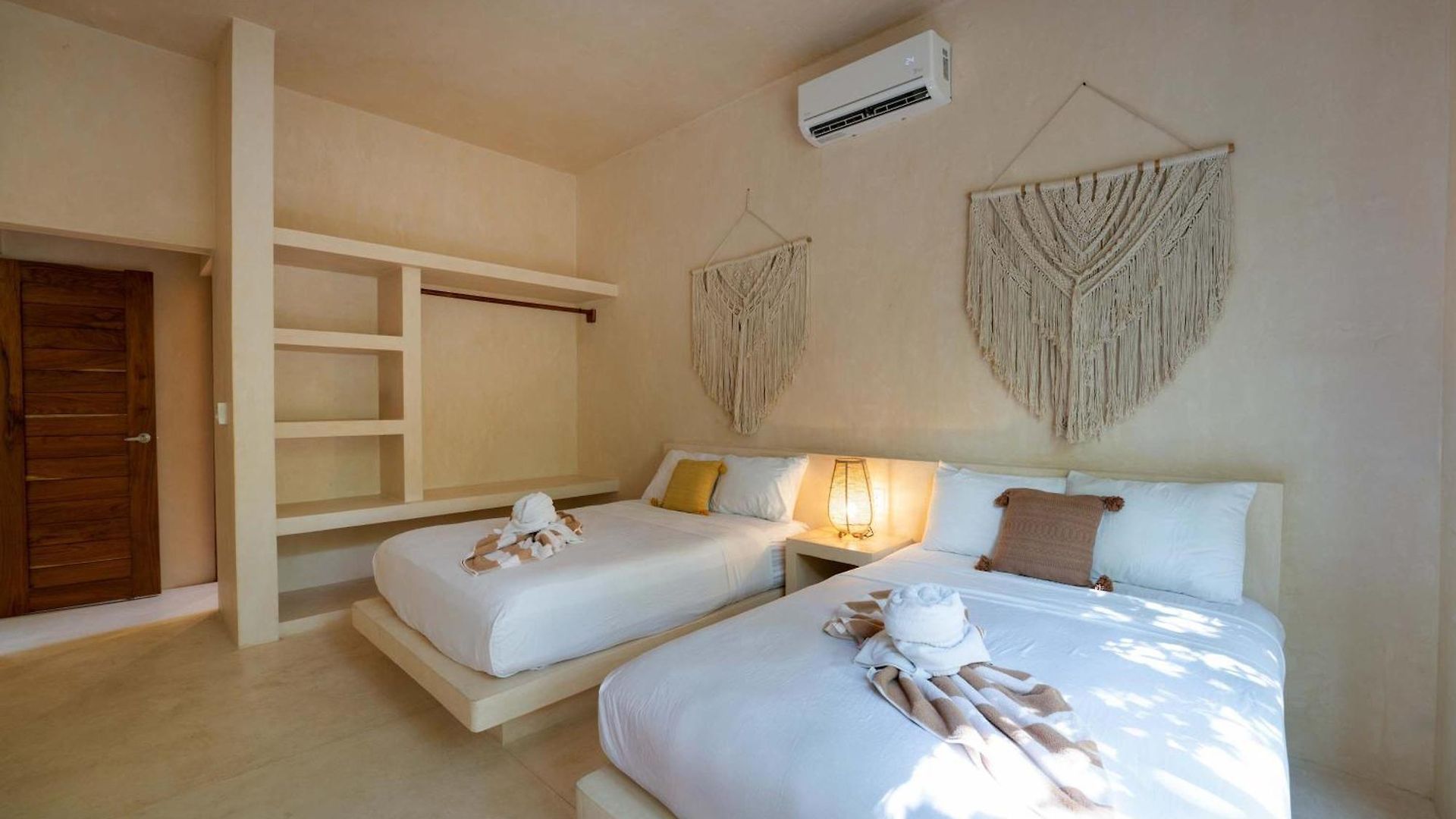 Stylish Ground-floor 3br Haven With Luxe Plunge Pool Holiday home