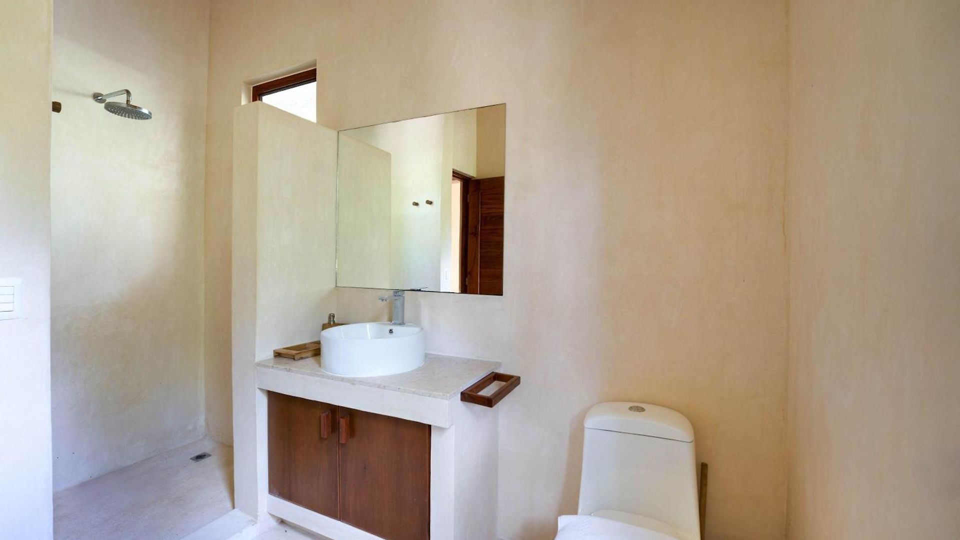 Stylish Ground-floor 3br Haven With Luxe Plunge Pool Holiday home