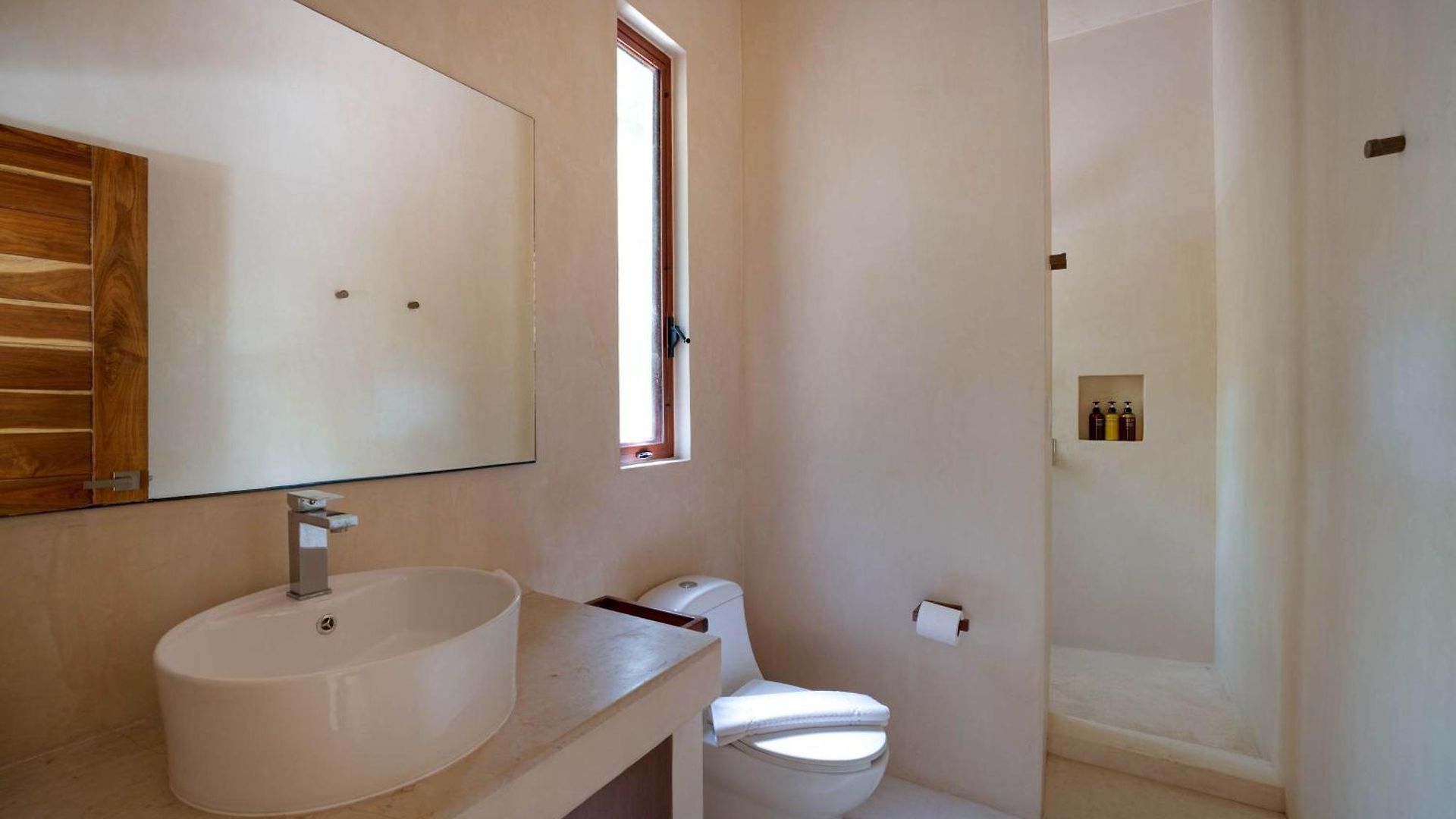 Stylish Ground-floor 3br Haven With Luxe Plunge Pool Tulum