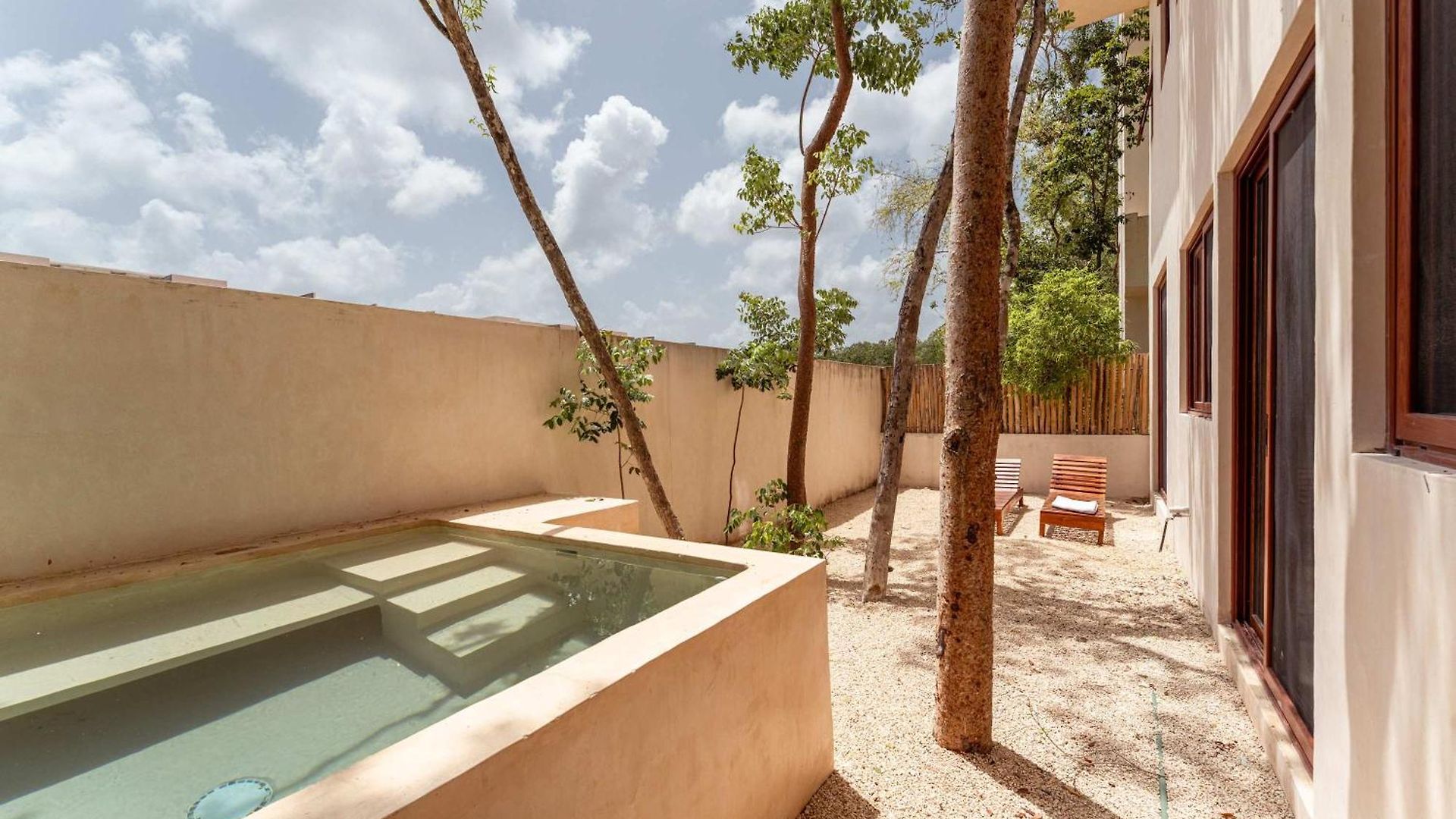 Holiday home Luxe Ground-floor 3br Jungle Haven With Plunge Pool *