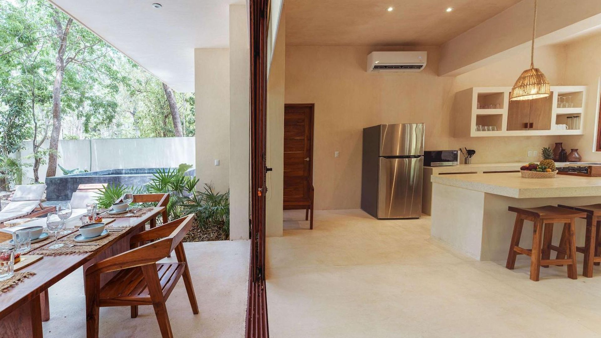 Stylish Ground-floor 3br Haven With Luxe Plunge Pool *