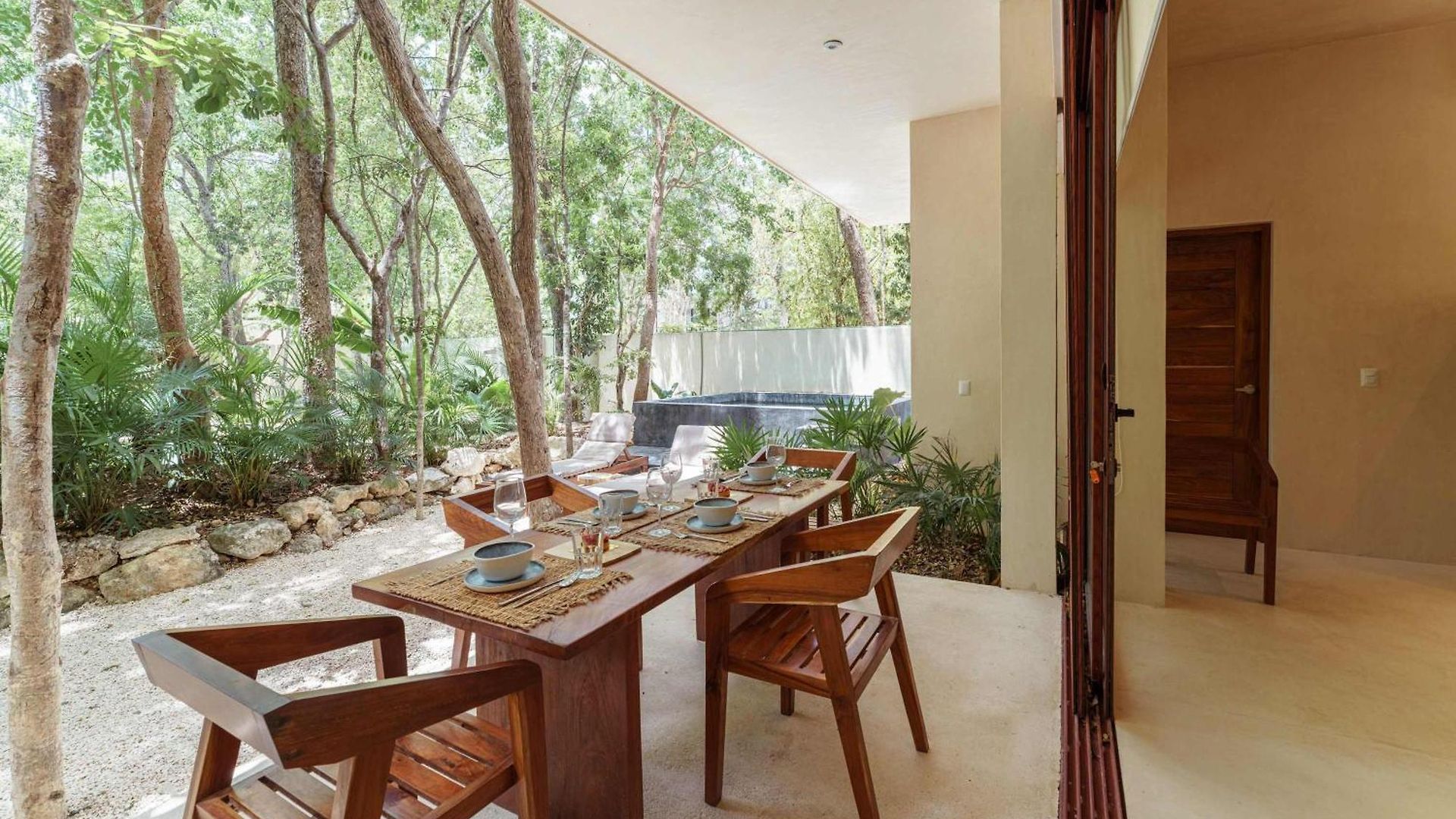 Stylish Ground-floor 3br Haven With Luxe Plunge Pool Tulum