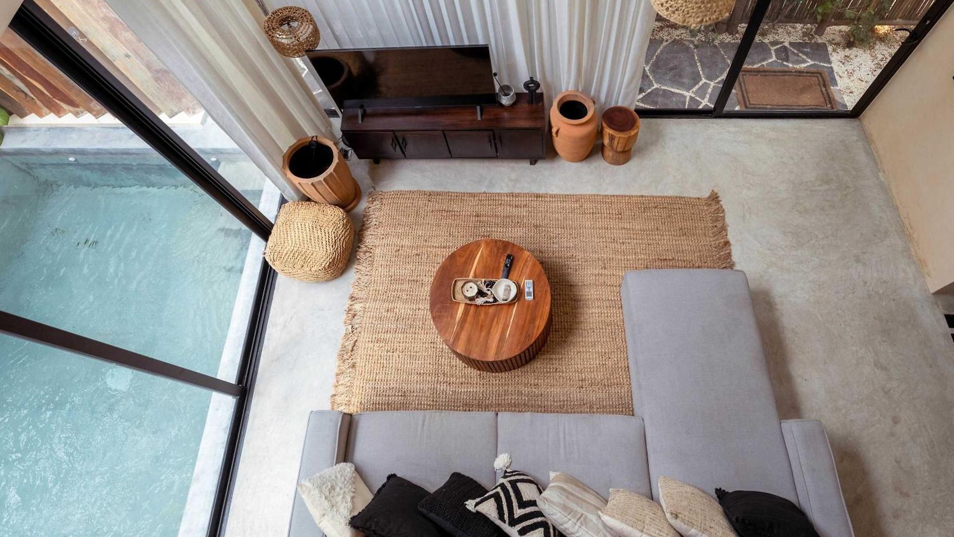 Luxe 3br - Two Private Pools Including Rooftop Modern Boho Style *