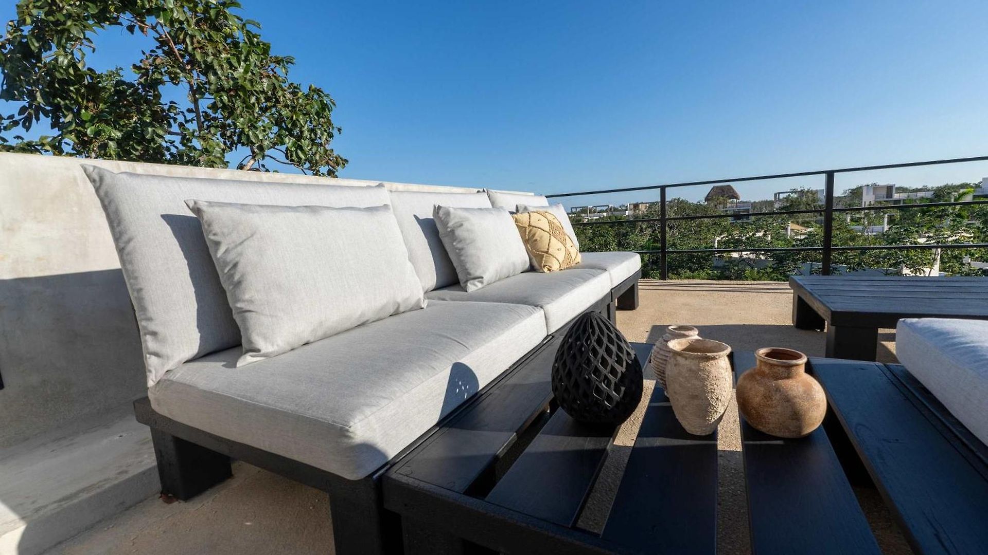 Luxury 4br In Limas Private Pool Villa