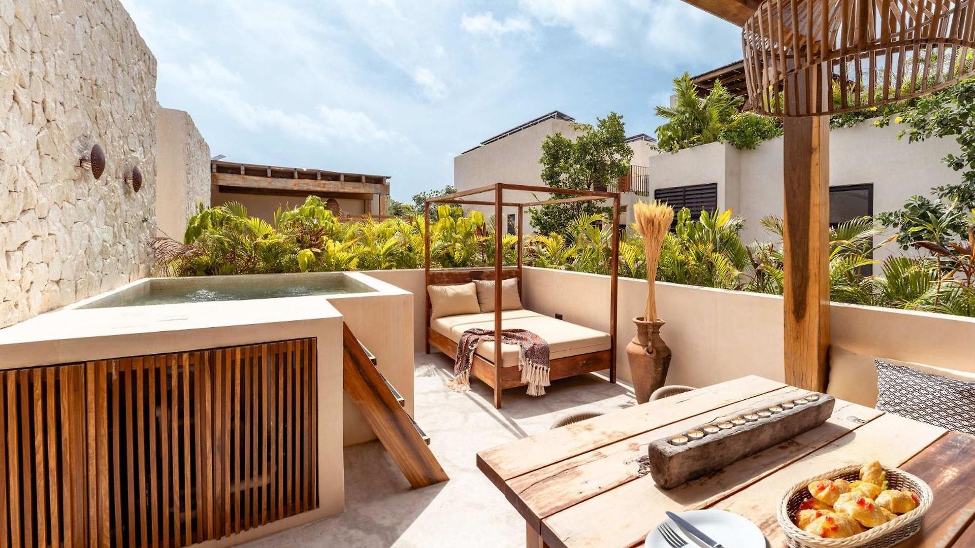 Chic 3br - 2 Pools With Rooftop Pool Modern Boho Design Villa *