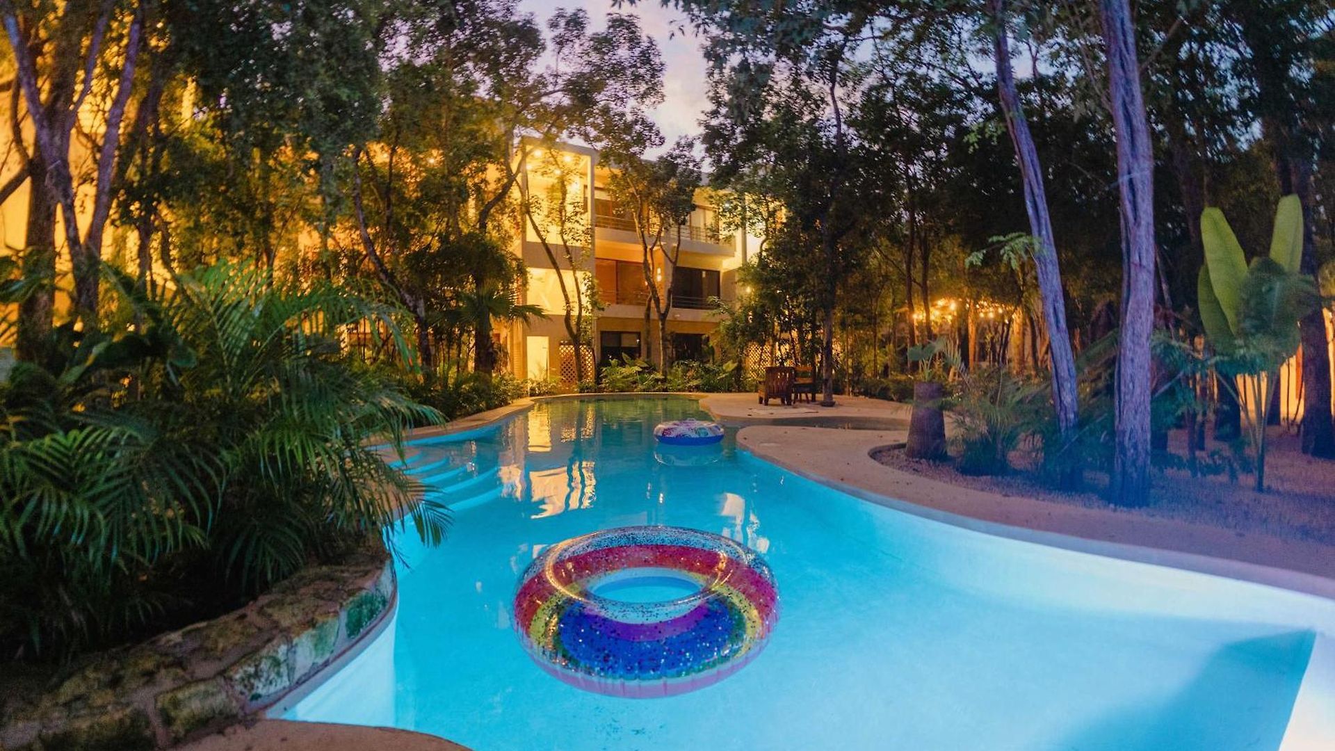 Holiday home Stylish Ground-floor 3br Haven With Luxe Plunge Pool *