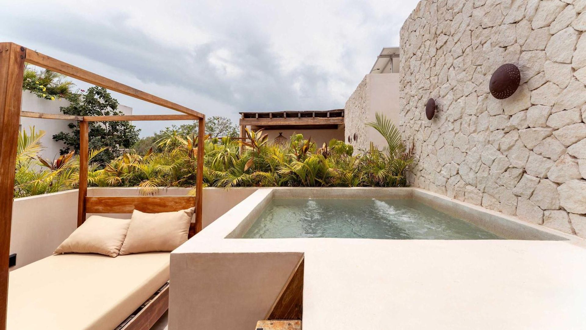 Luxe 3br - Two Private Pools Including Rooftop Modern Boho Style
