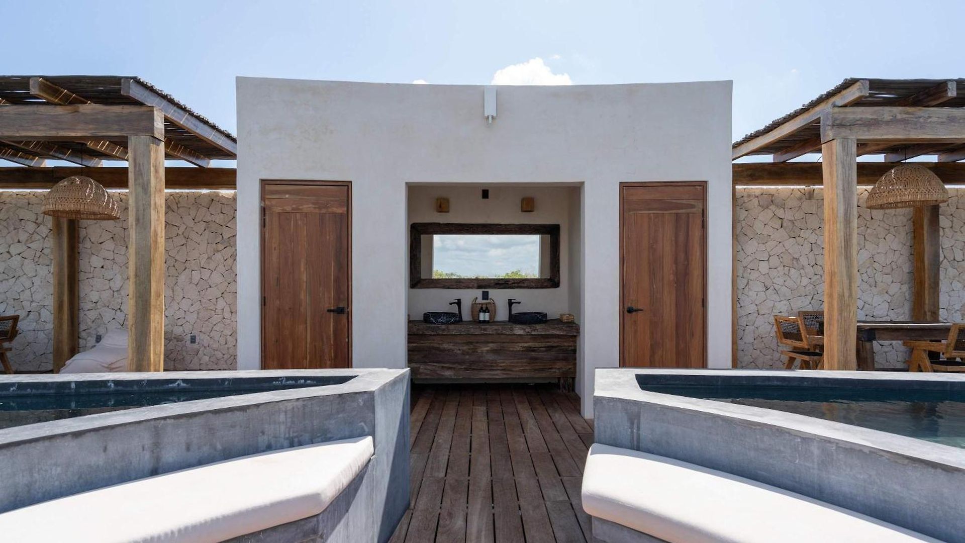 Villa Chic 3br - 2 Pools With Rooftop Pool Modern Boho Design *