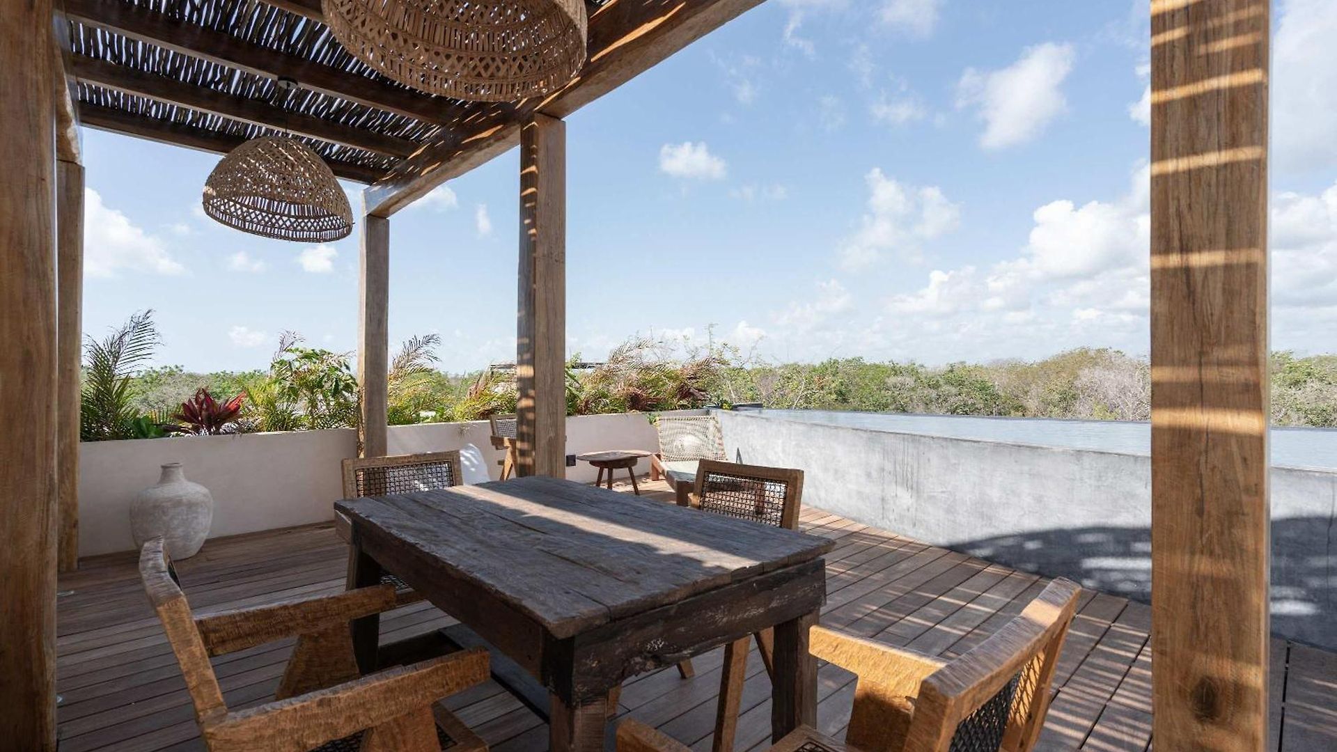 Chic 3br - 2 Pools With Rooftop Pool Modern Boho Design Villa