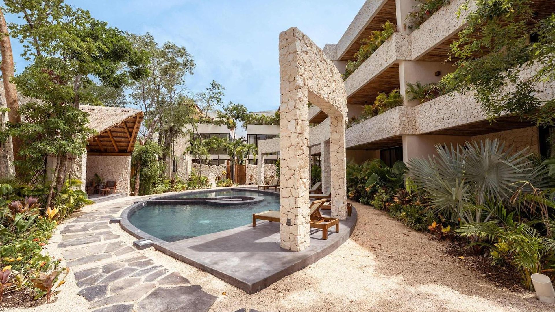 Luxe 3br - Two Private Pools Including Rooftop Modern Boho Style