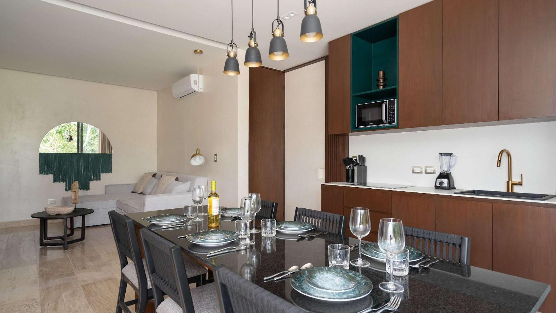 Maria - Modern 2br Retreat With Pool *