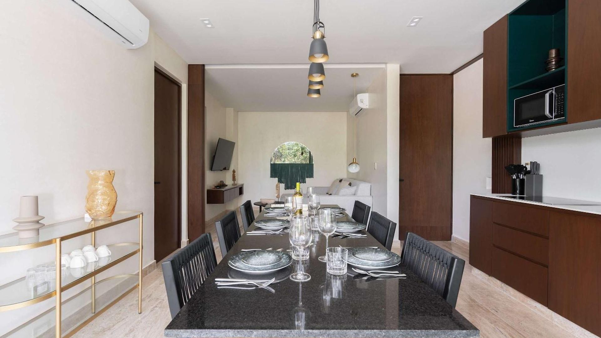 Maria - Modern 2br Retreat With Pool Apartamento