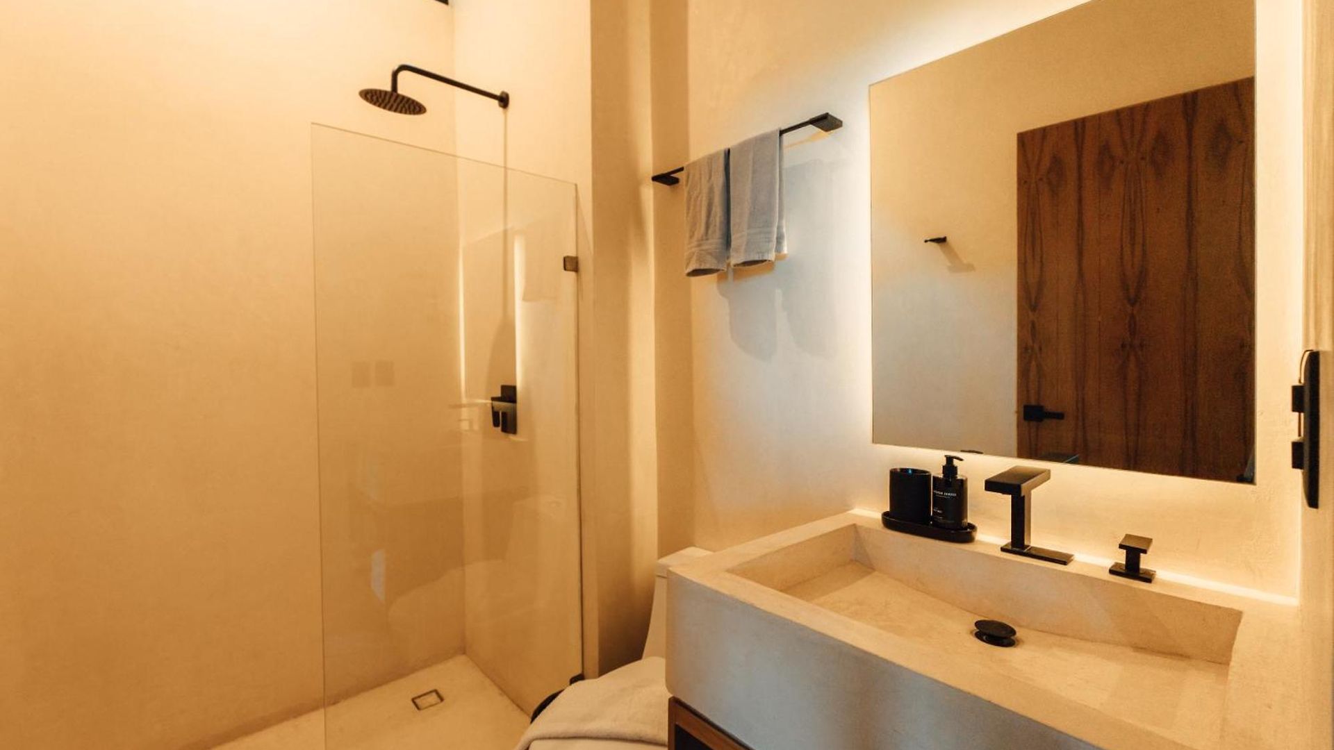 Kinich Nah - 2 Bedroom Penthouse Rooftop And Pool Amazing Jungle View Apartment