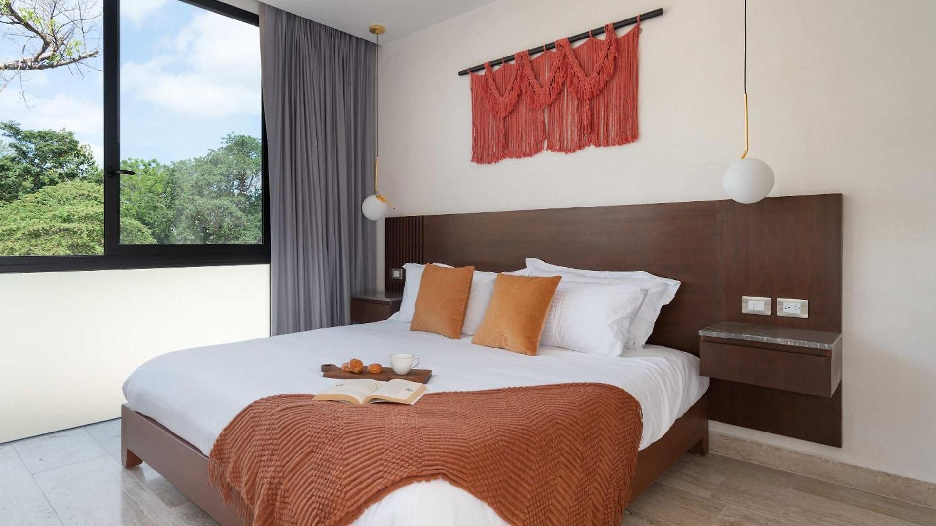 Maria - Modern 2br Retreat With Pool Apartamento *