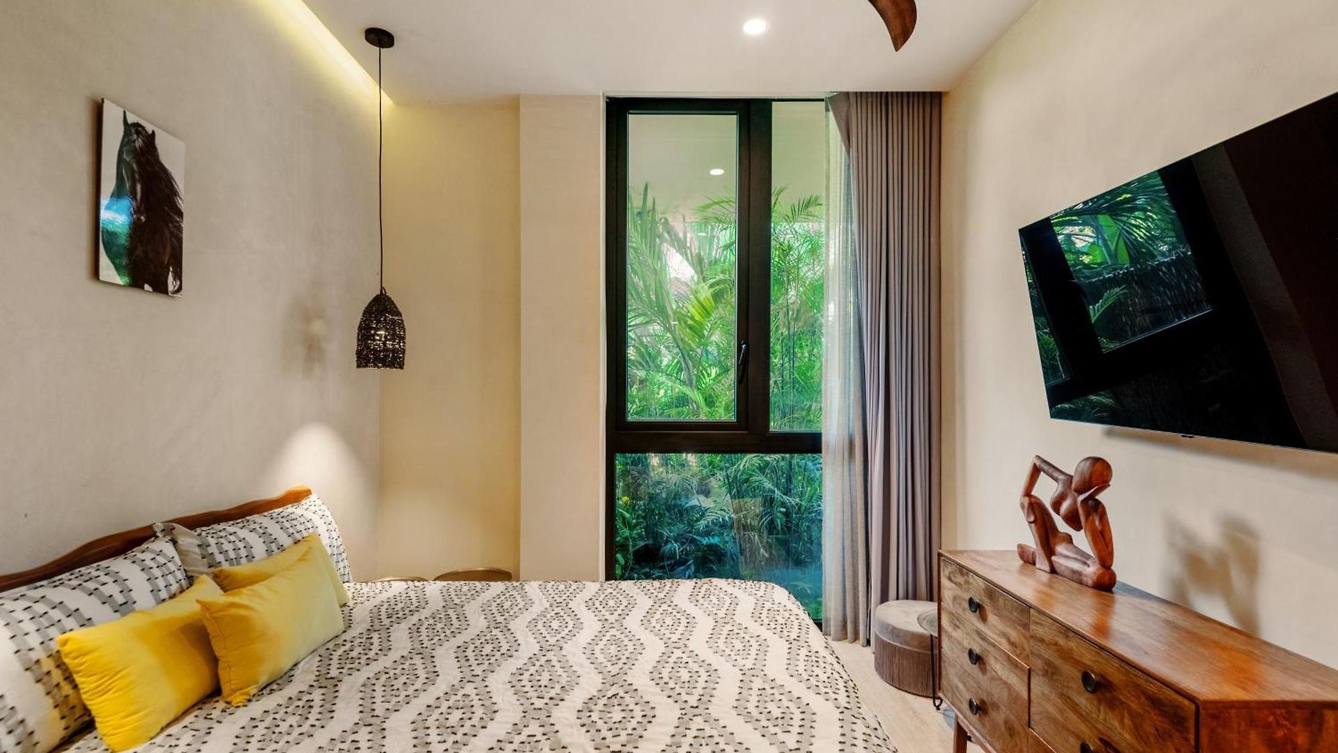 Modern Retreat With Private Garden And Jacuzzi Tulum