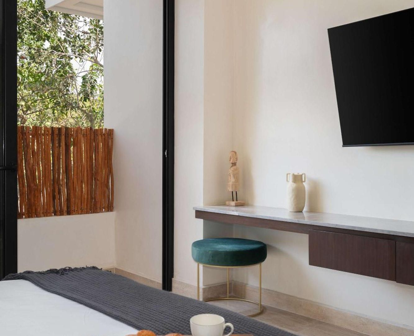 Maria - Modern 2br Retreat With Pool Apartamento *