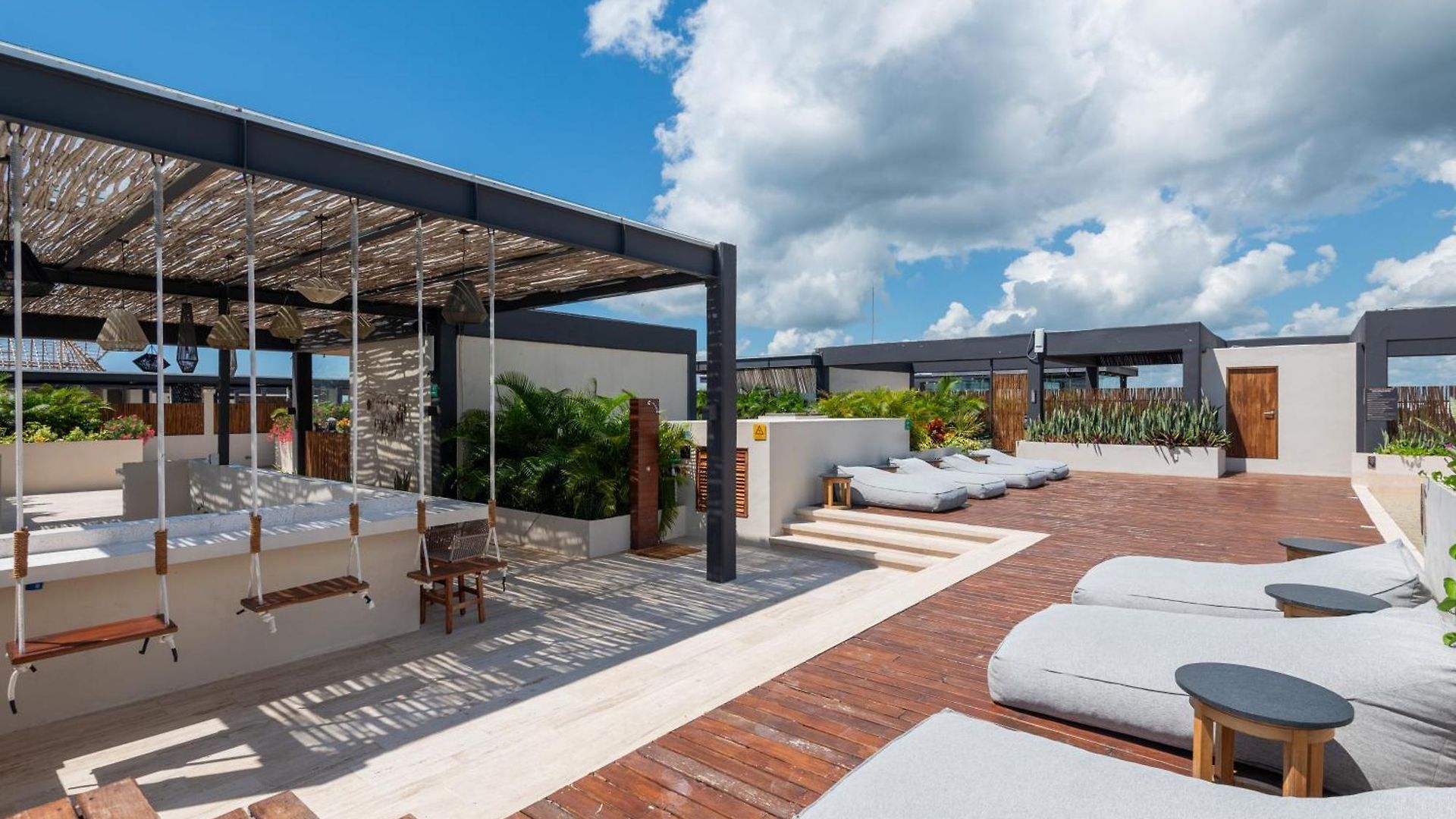Modern Retreat With Private Garden And Jacuzzi Apartment Tulum