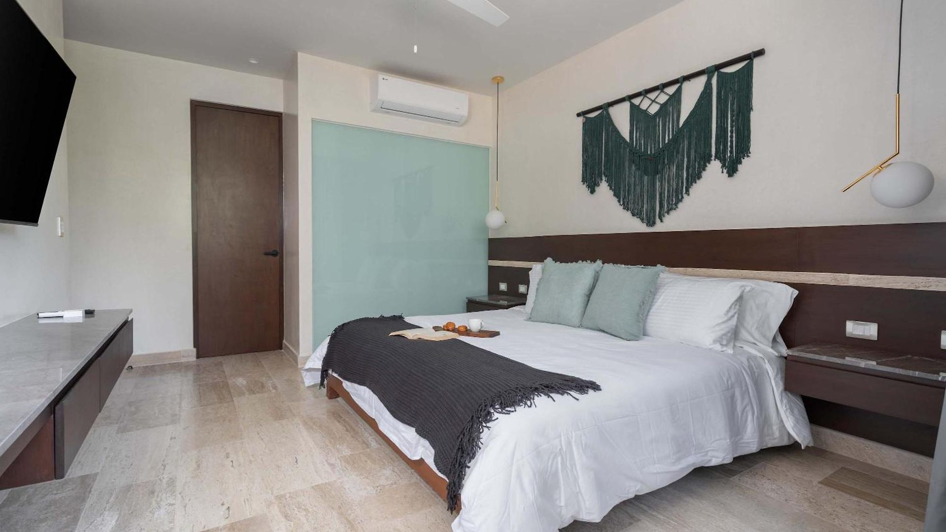 Apartamento Maria - Modern 2br Retreat With Pool *