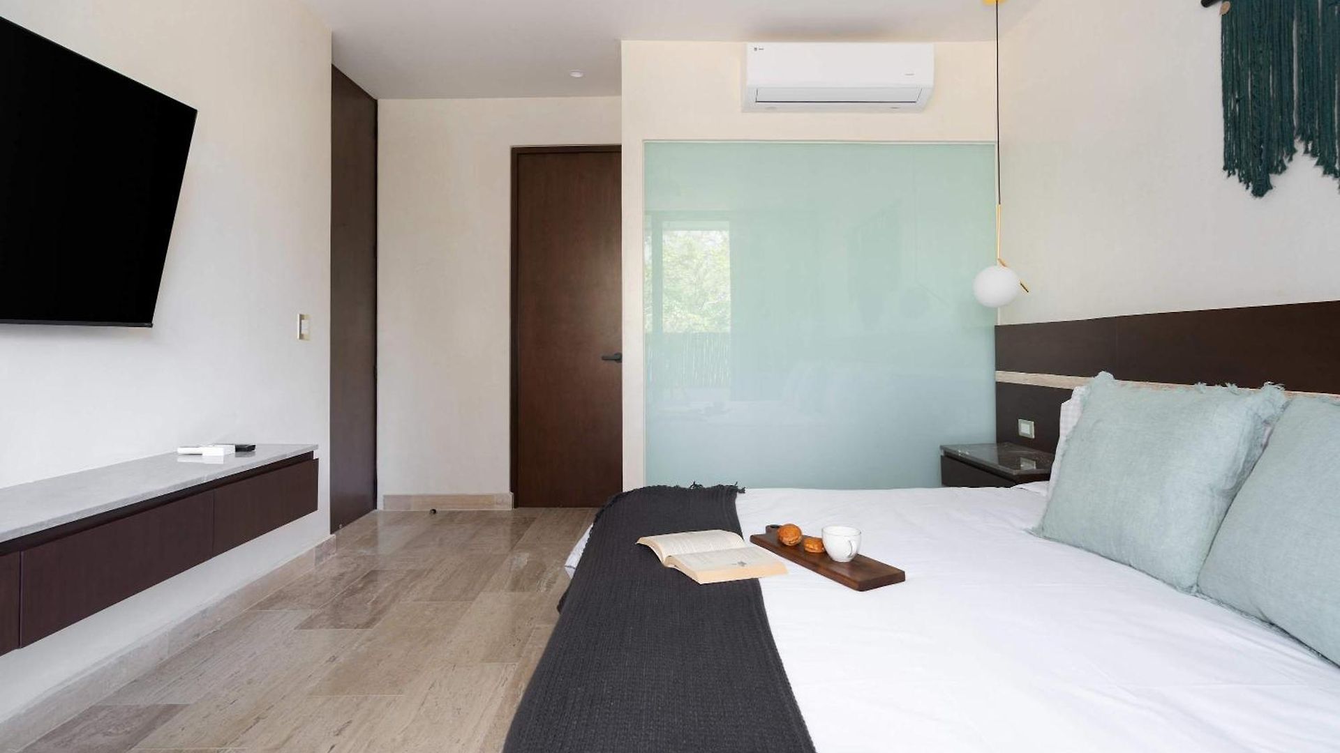 Apartamento Maria - Modern 2br Retreat With Pool *