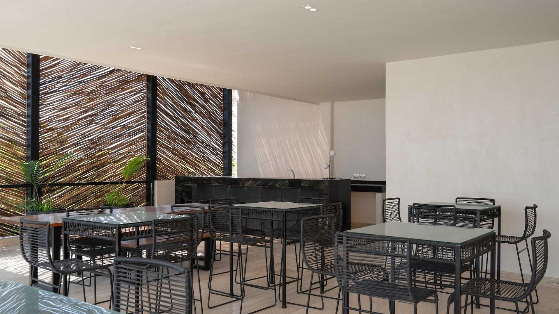 Apartamento Maria - Modern 2br Retreat With Pool